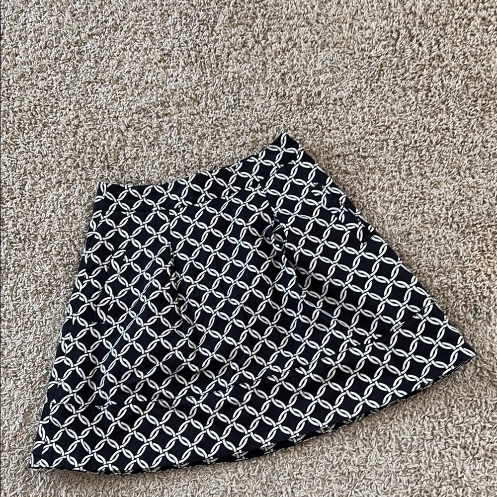 White House Black Market Black and White Patterned Mini Skirt
